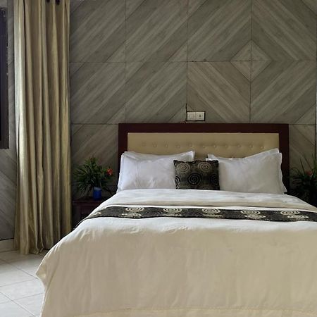 Hotel Les Polygones Kribi Exteriér fotografie