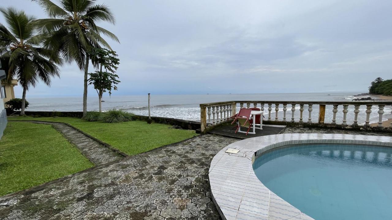 Hotel Les Polygones Kribi Exteriér fotografie