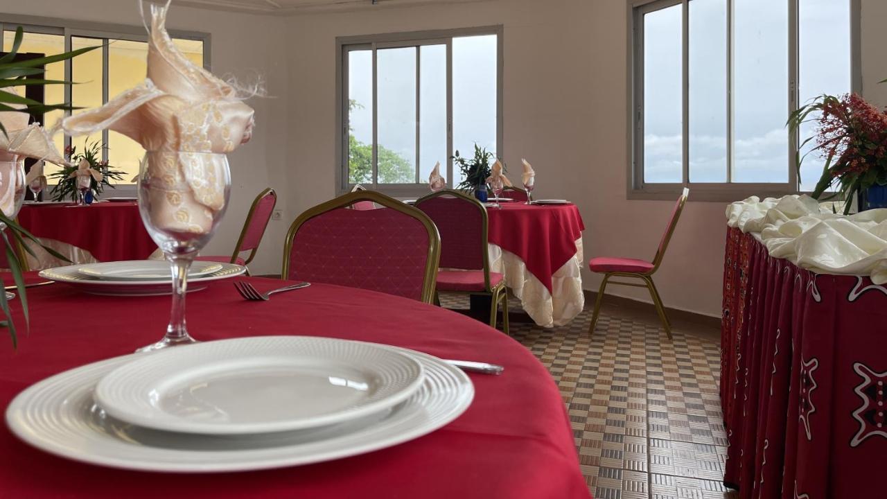 Hotel Les Polygones Kribi Exteriér fotografie